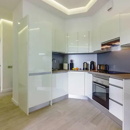 Deluxe 2 Bedrooms With Chillout Terrace Apartment Playa Paraiso (Tenerife)